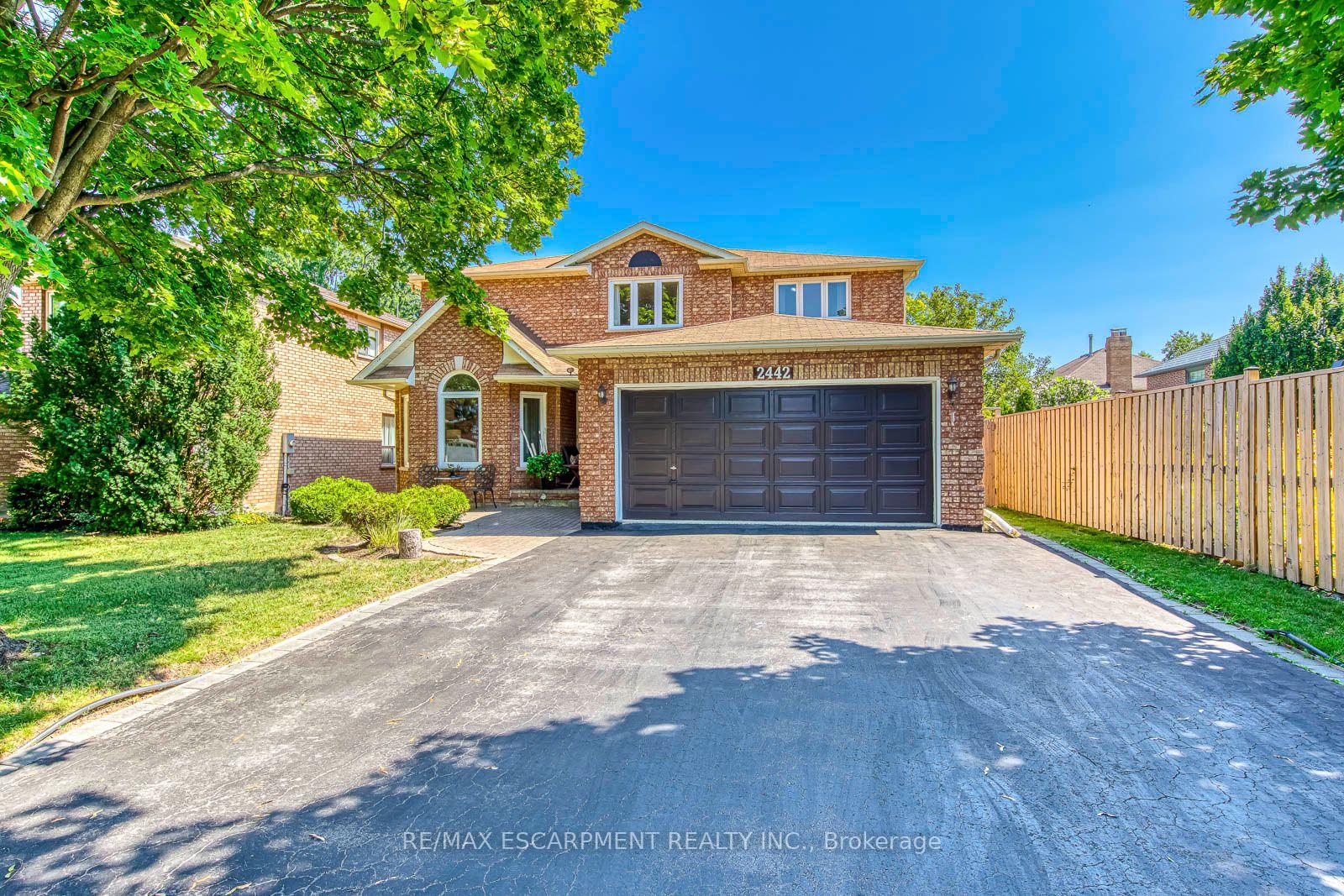 2442-wynten-way-oakville-ontario-w13643108