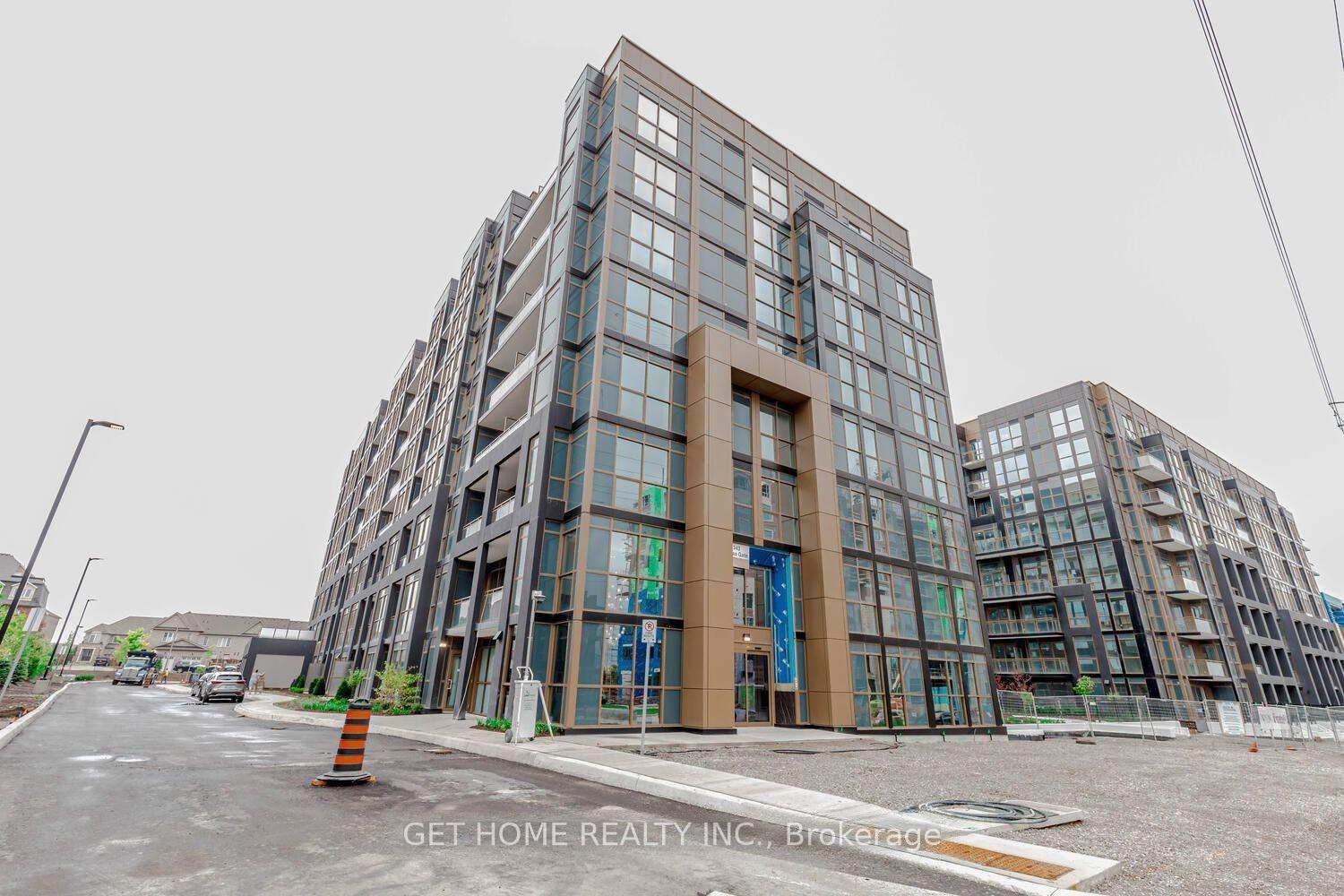 2343-khalsa-gate-oakville-ontario-w13643174