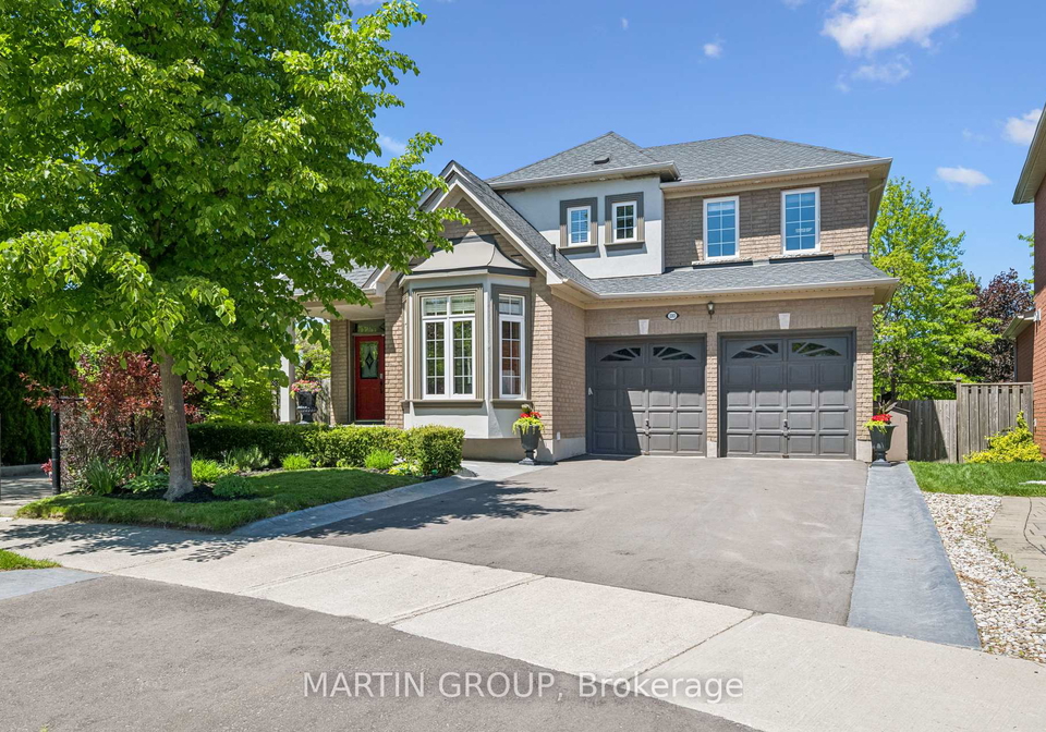 2283-briargrove-circle-oakville-ontario-w13643306