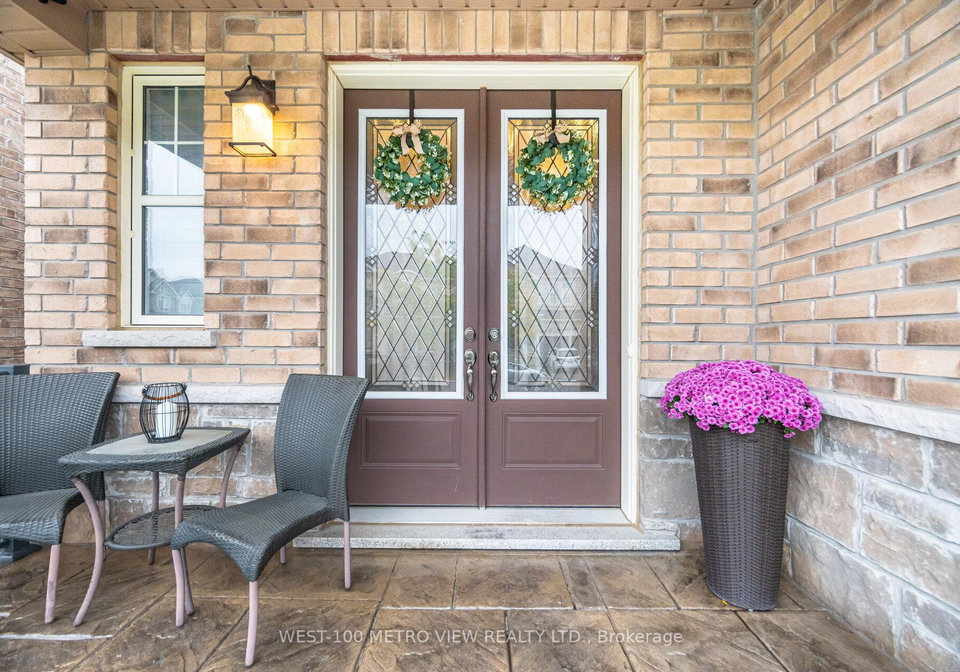 4-ivor-crescent-brampton-ontario-w13643378