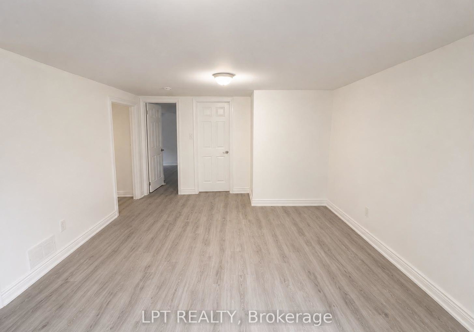 51-windermere-court-brampton-ontario-w13643434