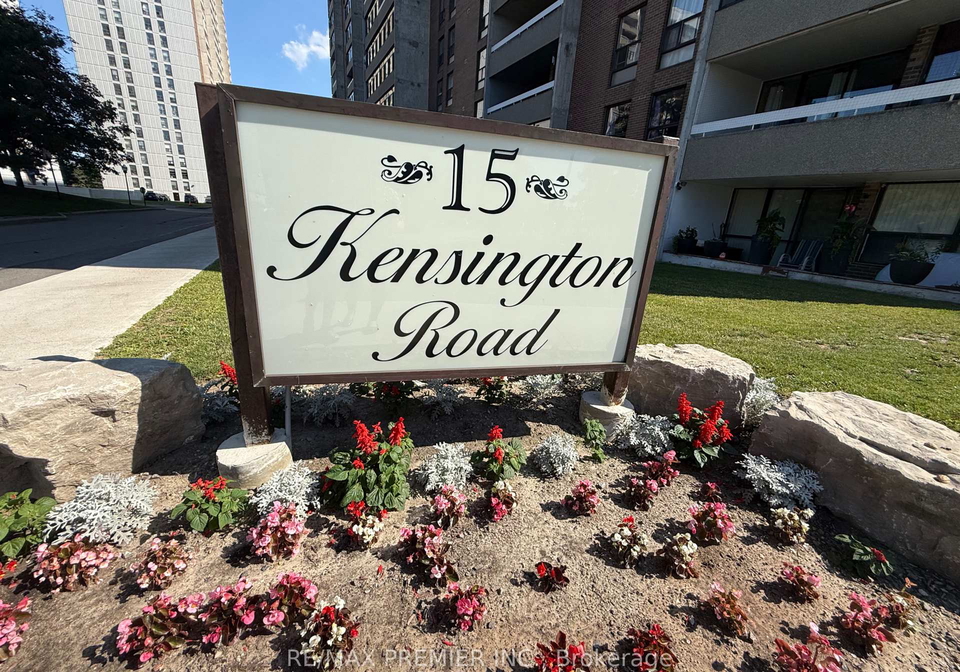 15-kensington-road-brampton-ontario-w13643486