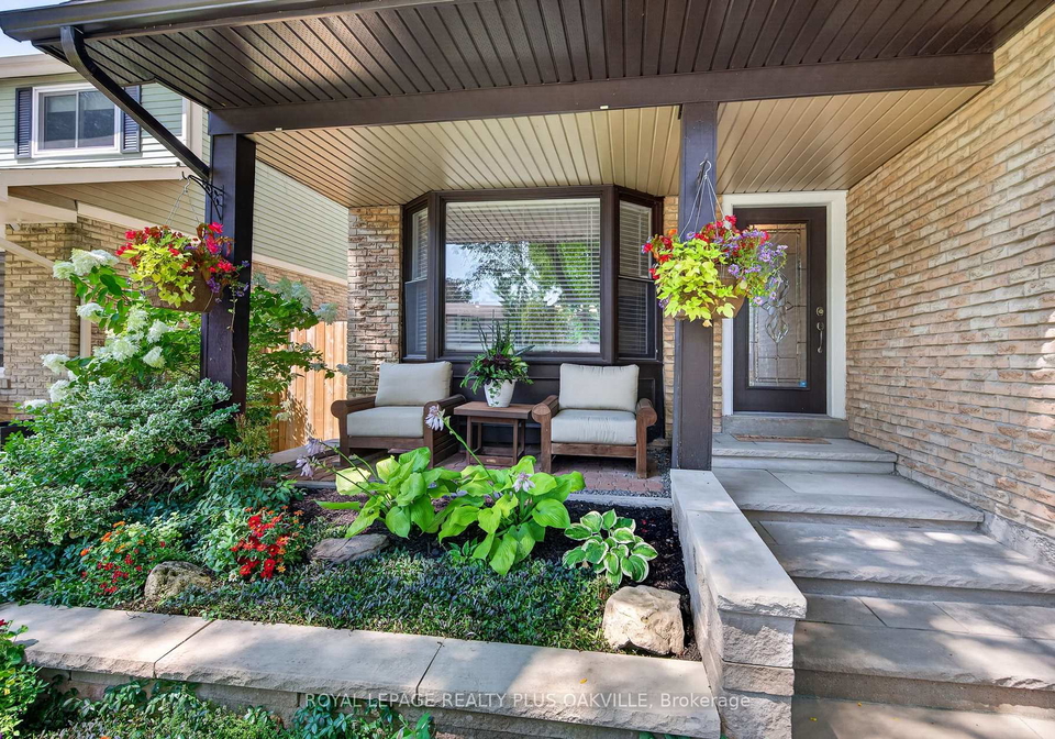 1087-fairbanks-place-oakville-ontario-w13643500
