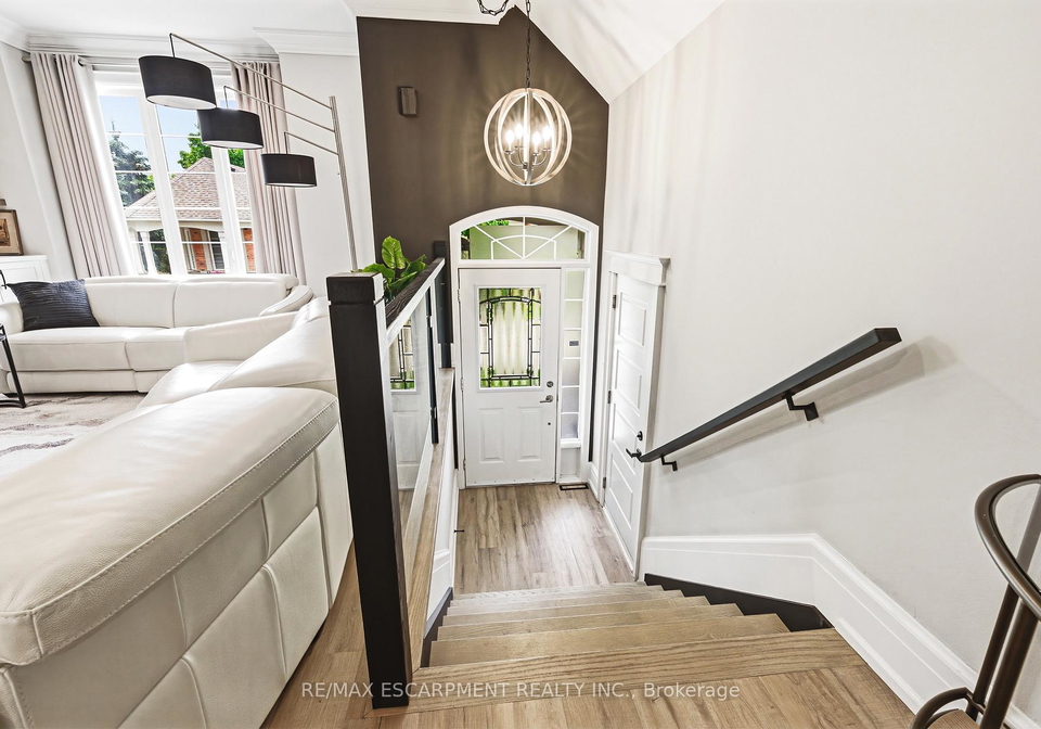 4220-sarazen-drive-burlington-ontario-w13643600