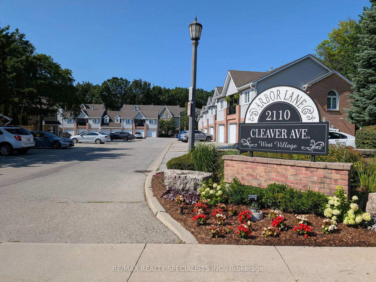2110-cleaver-avenue-burlington-ontario-w13643616
