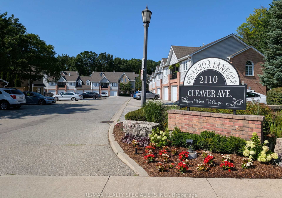2110-cleaver-avenue-burlington-ontario-w13643616