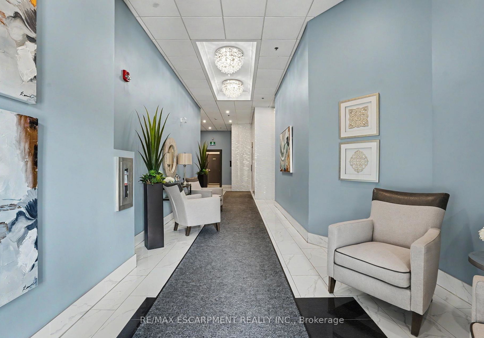 34-plains-road-e-burlington-ontario-w13643884