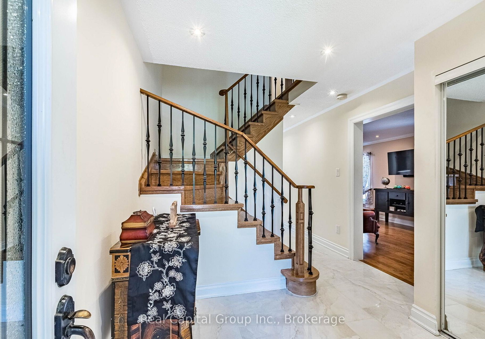 77-arthurs-crescent-brampton-ontario-w13643968