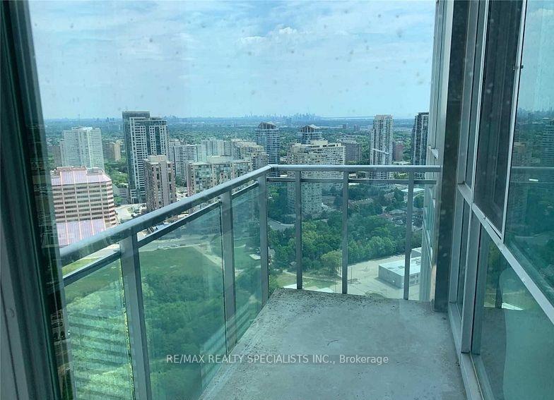 220-burnhamthorpe-road-mississauga-ontario-w13644030