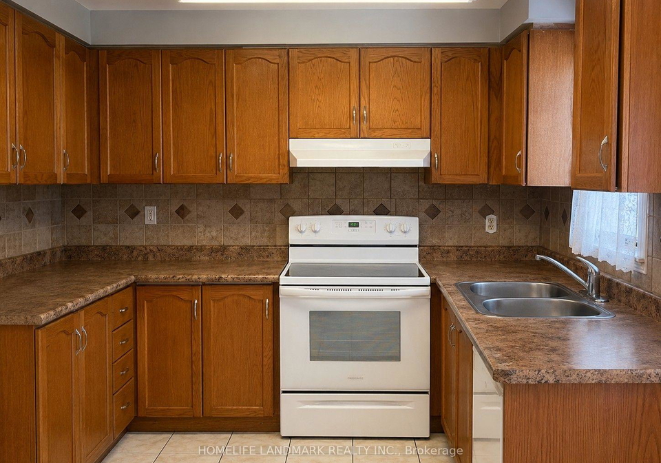 16-torada-court-brampton-ontario-w13644074