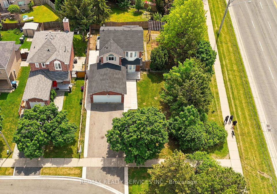 56-mullis-crescent-brampton-ontario-w13644300