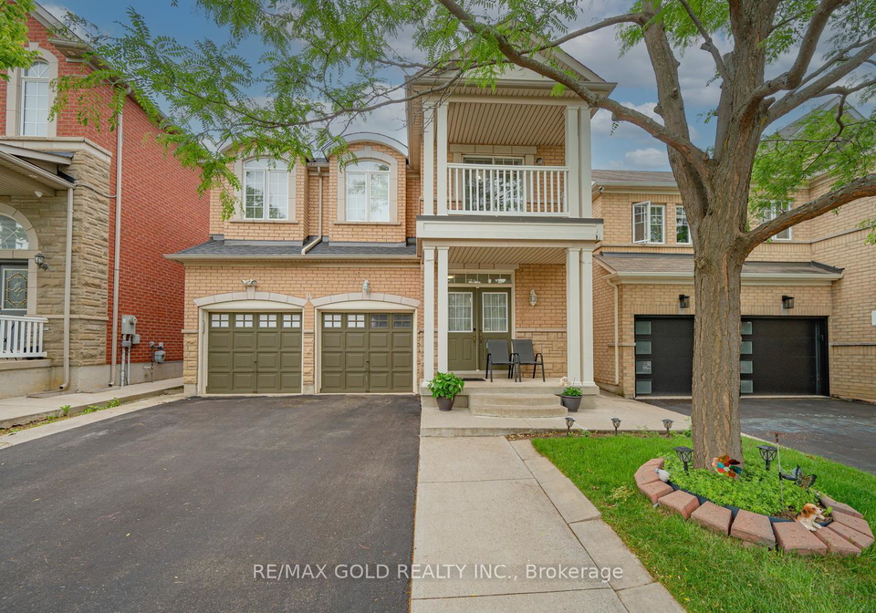 14-maddybeth-crescent-brampton-ontario-w13644312
