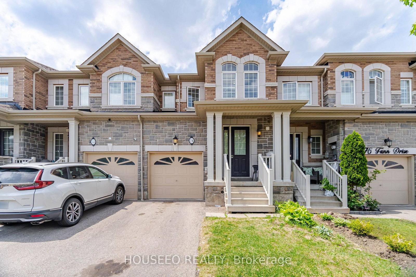 74-fann-drive-brampton-ontario-w13644630