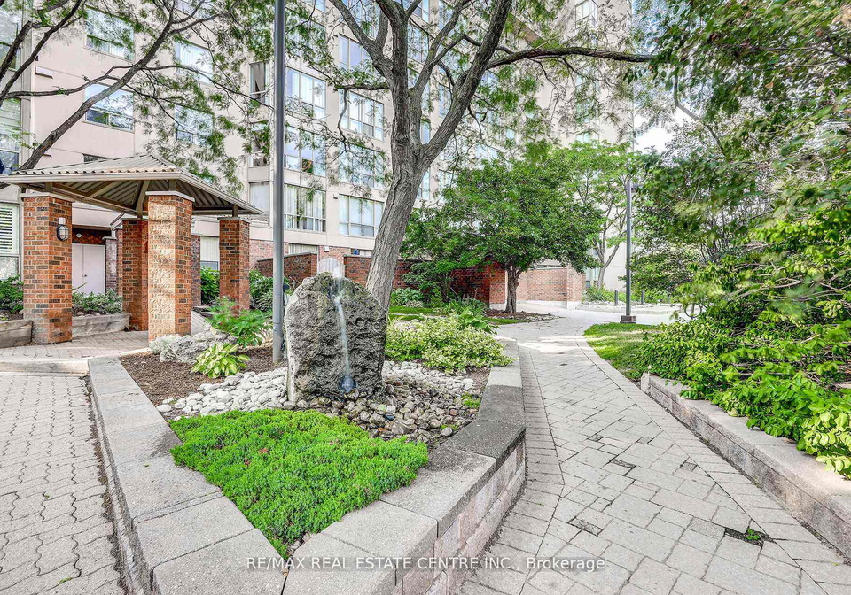1110-walden-circle-mississauga-ontario-w13644676