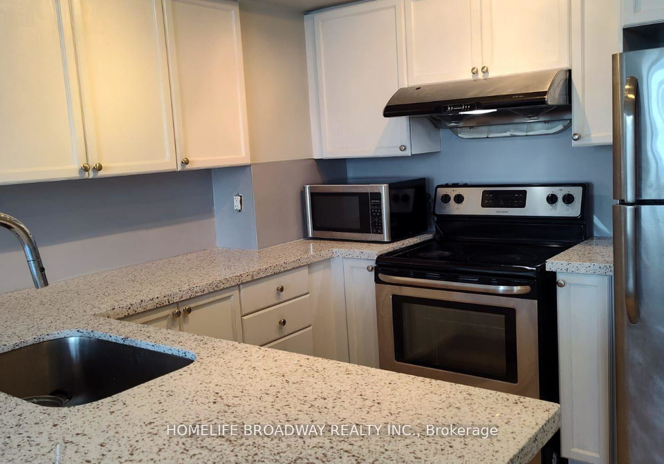 33-elm-drive-w-mississauga-ontario-w13644852