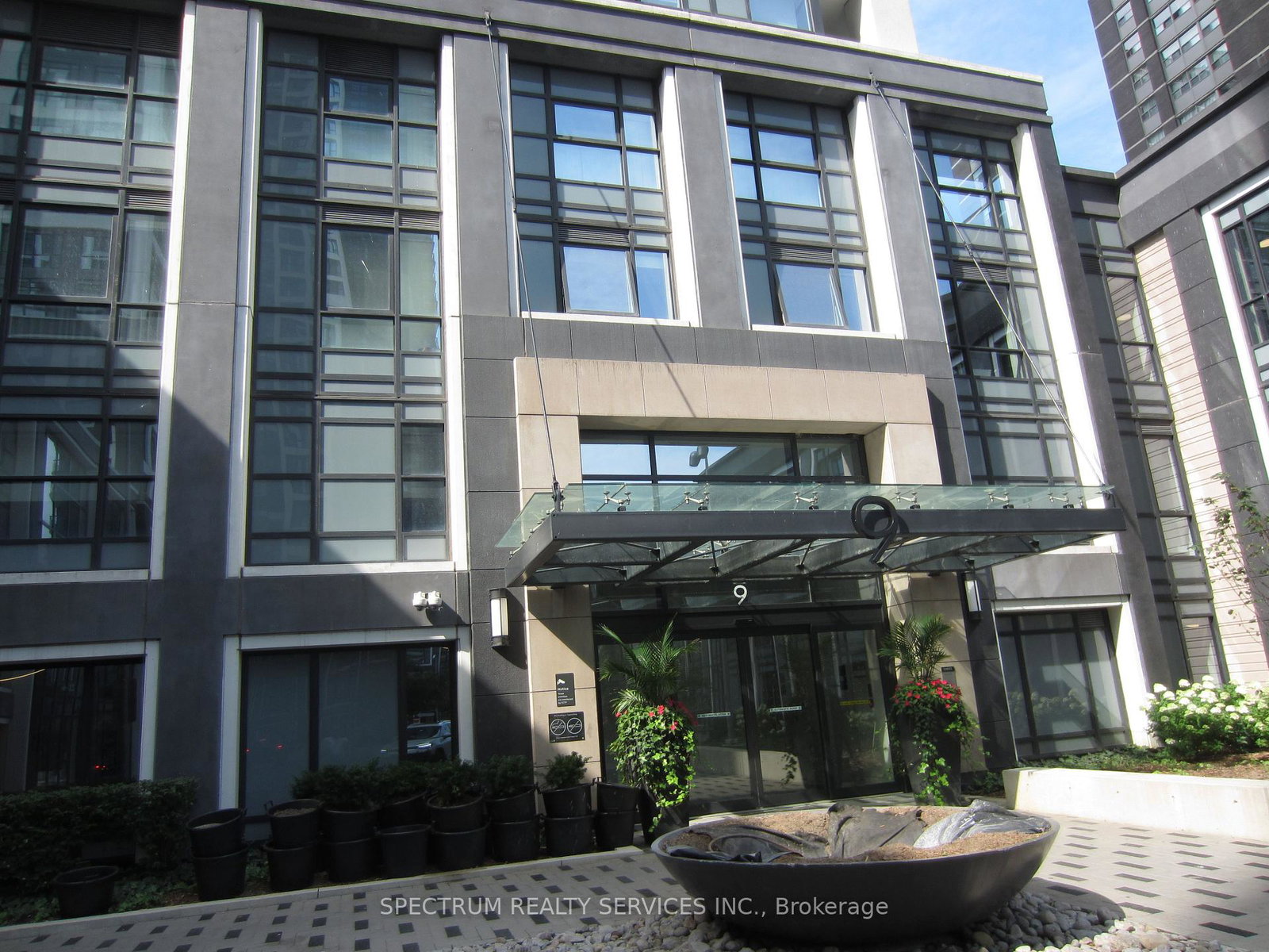 9-mabelle-avenue-toronto-etobicoke-ontario-w13645096