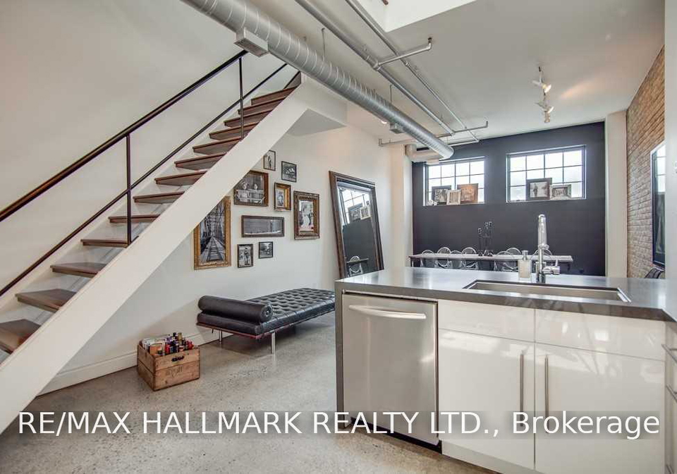 6-bartlett-avenue-toronto-toronto-ontario-w13645204
