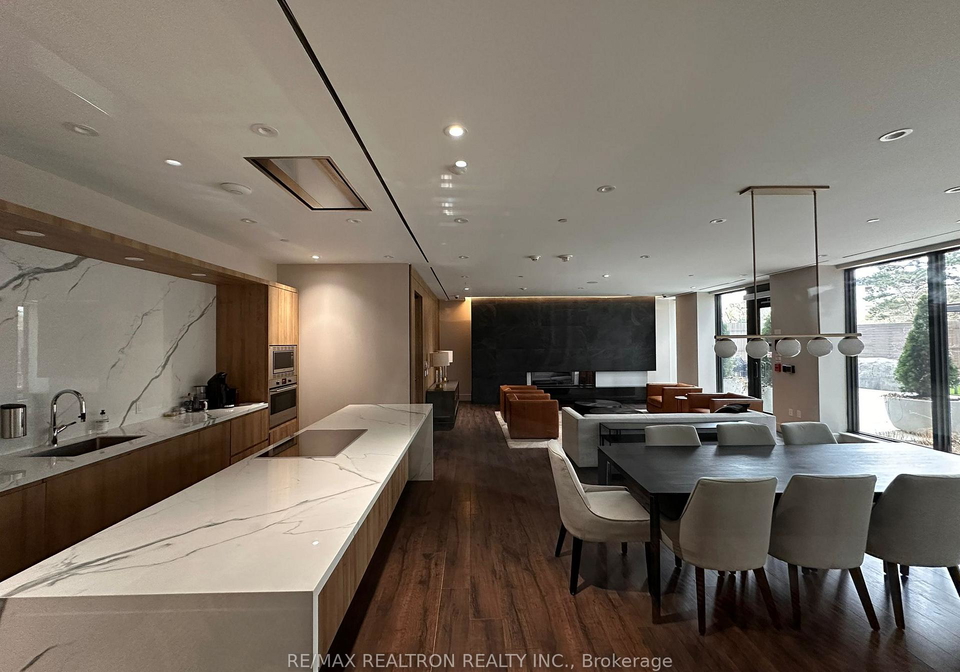 21-park-street-e-mississauga-ontario-w13645218