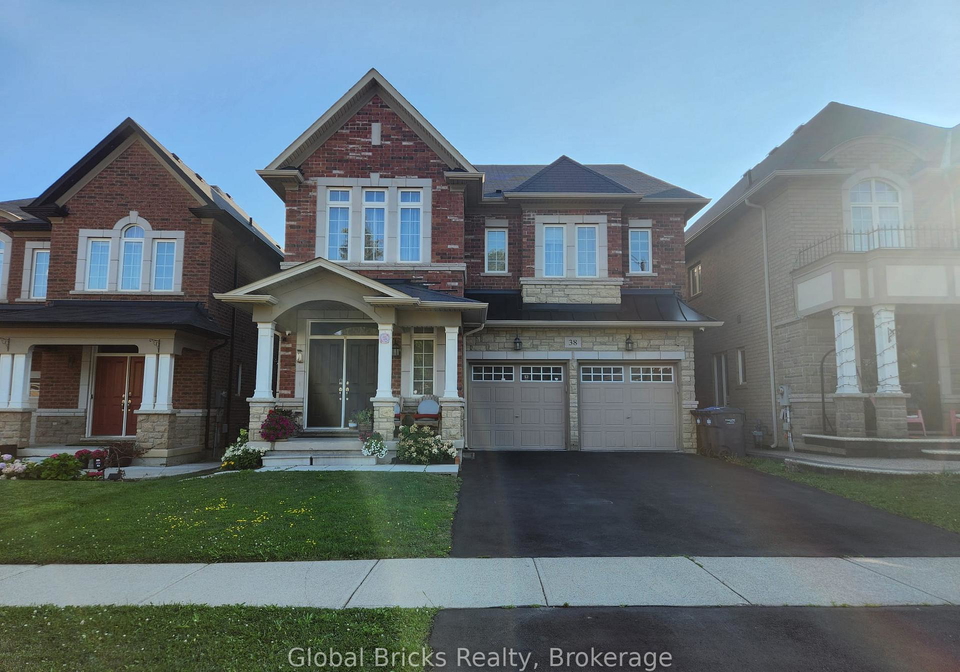 38-monkton-circle-brampton-ontario-w13645296