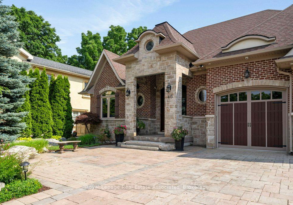 46-scott-street-brampton-ontario-w13645408