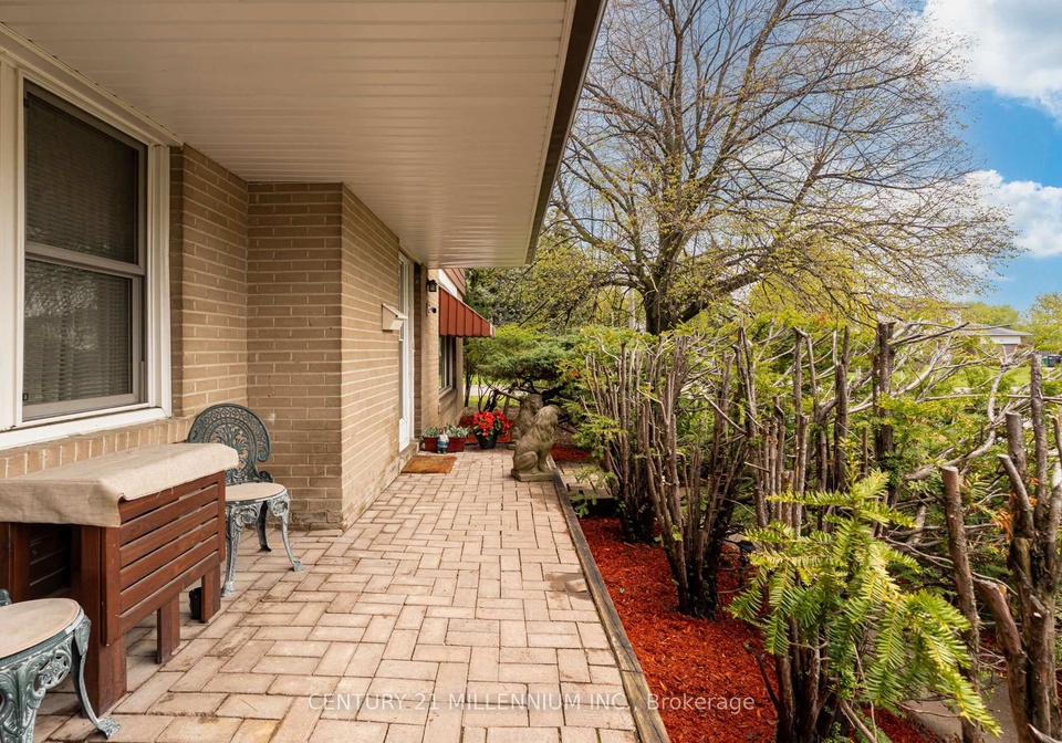 2-durham-crescent-brampton-ontario-w13645654