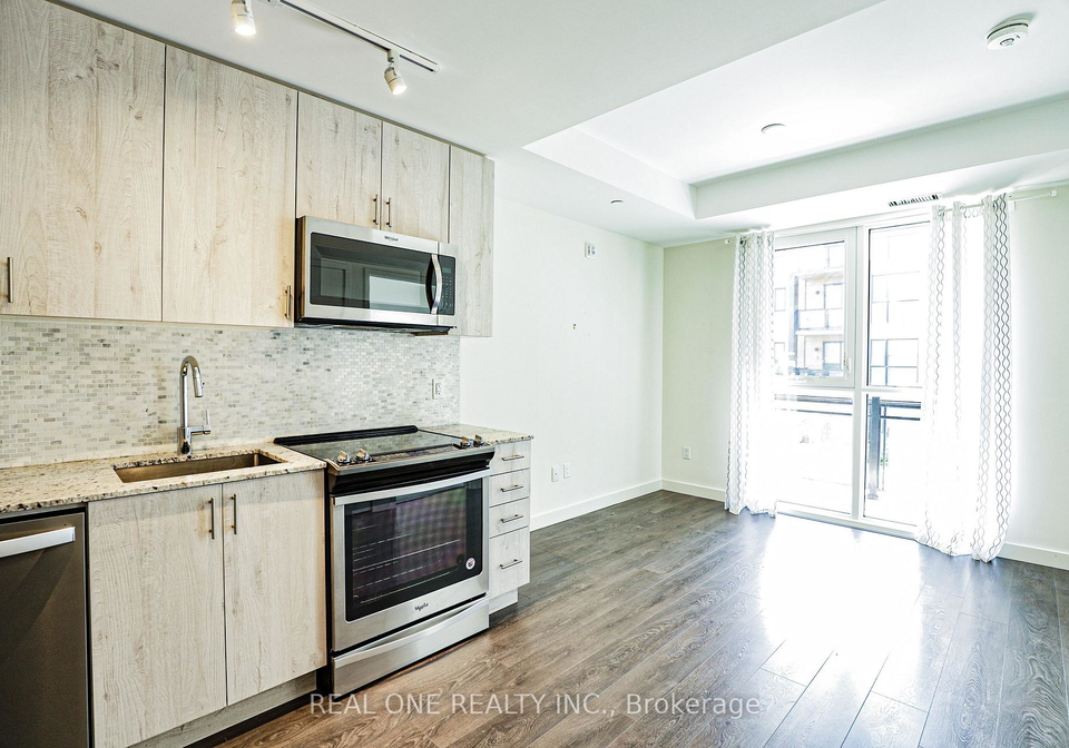 150-sabina-drive-oakville-ontario-w13645660