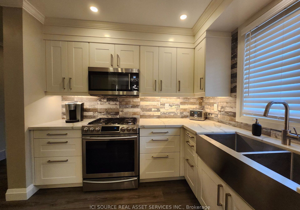 699-castleguard-crescent-burlington-ontario-w13645700