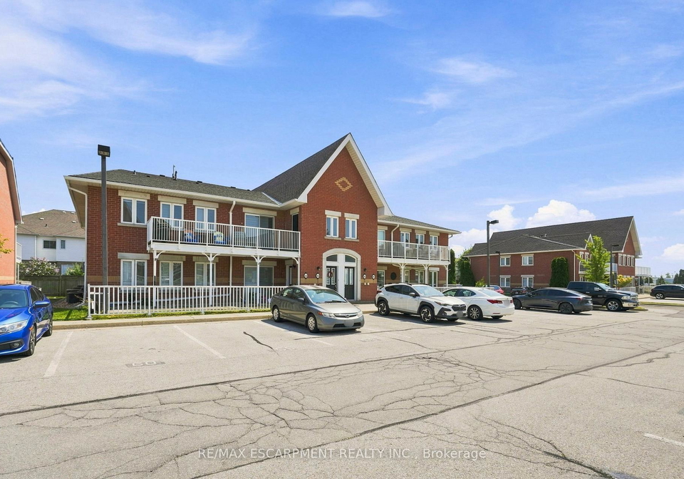 1701-lampman-avenue-burlington-ontario-w13645760