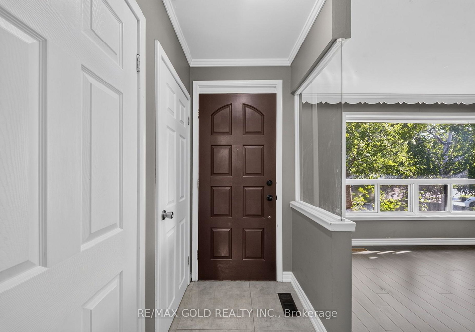 204-taysham-crescent-toronto-etobicoke-ontario-w13645974