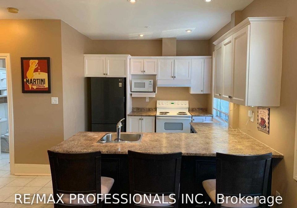 1-primrose-avenue-toronto-etobicoke-ontario-w13645986
