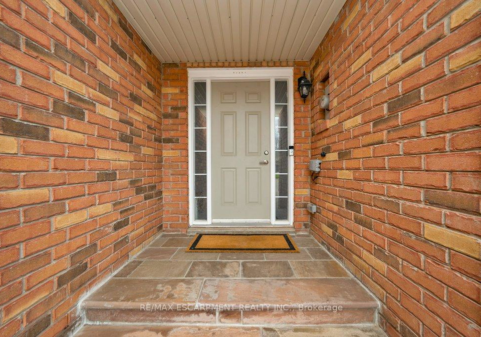 2006-erika-court-oakville-ontario-w13646046