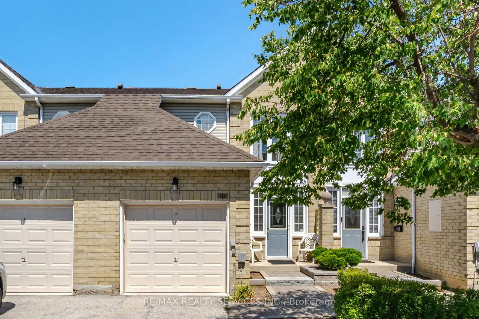 10-hartnell-square-brampton-ontario-w13646090