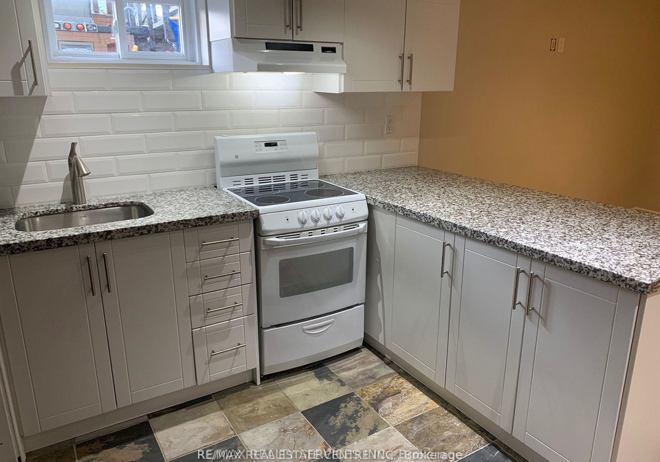 166-bartley-bull-parkway-brampton-ontario-w13646194