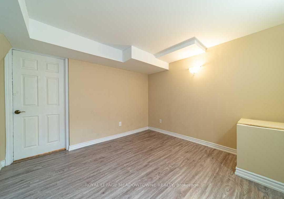 1036-yates-drive-milton-ontario-w13646202
