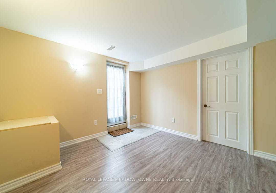 1036-yates-drive-milton-ontario-w13646202