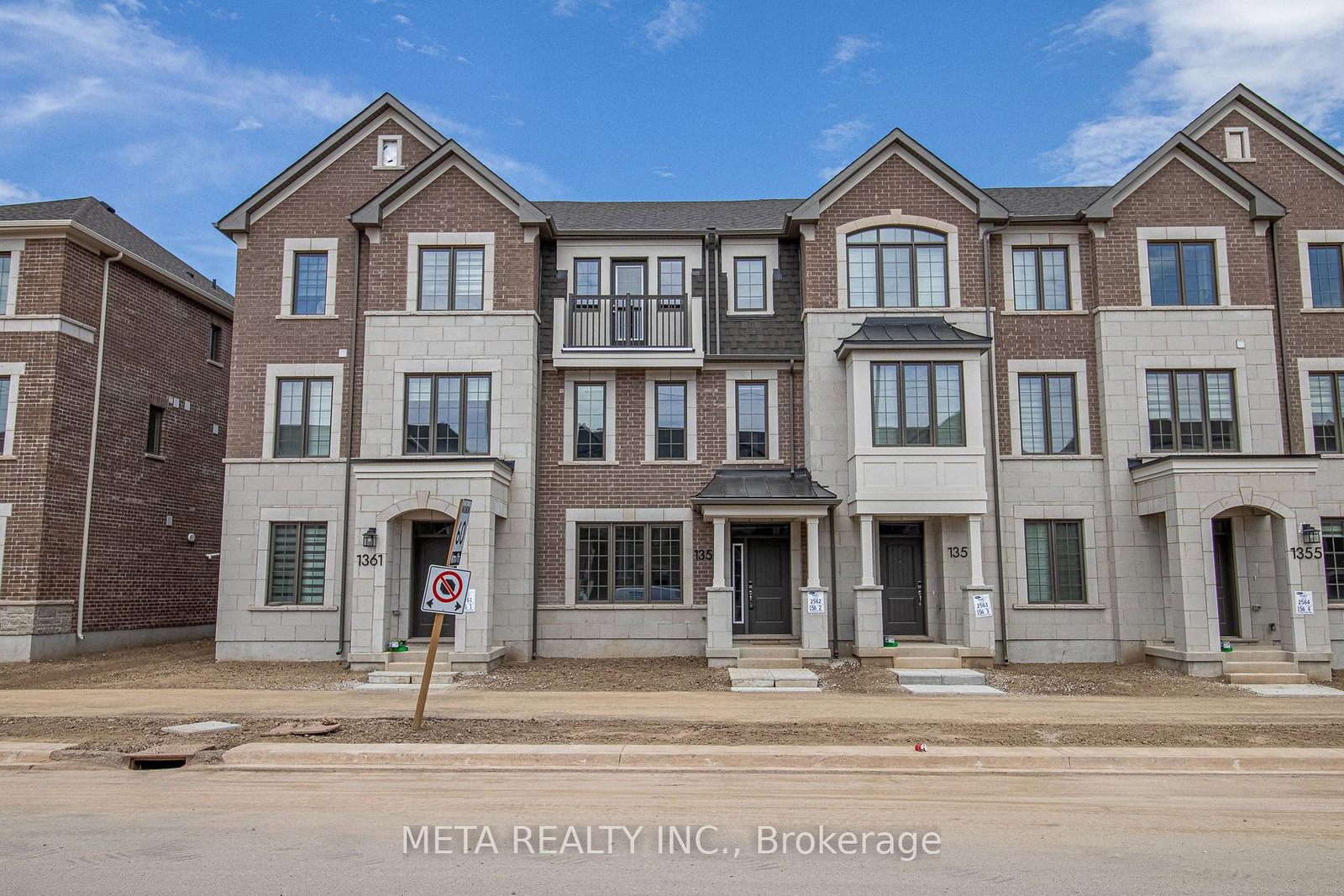 1359-william-halton-parkway-oakville-ontario-w13646322