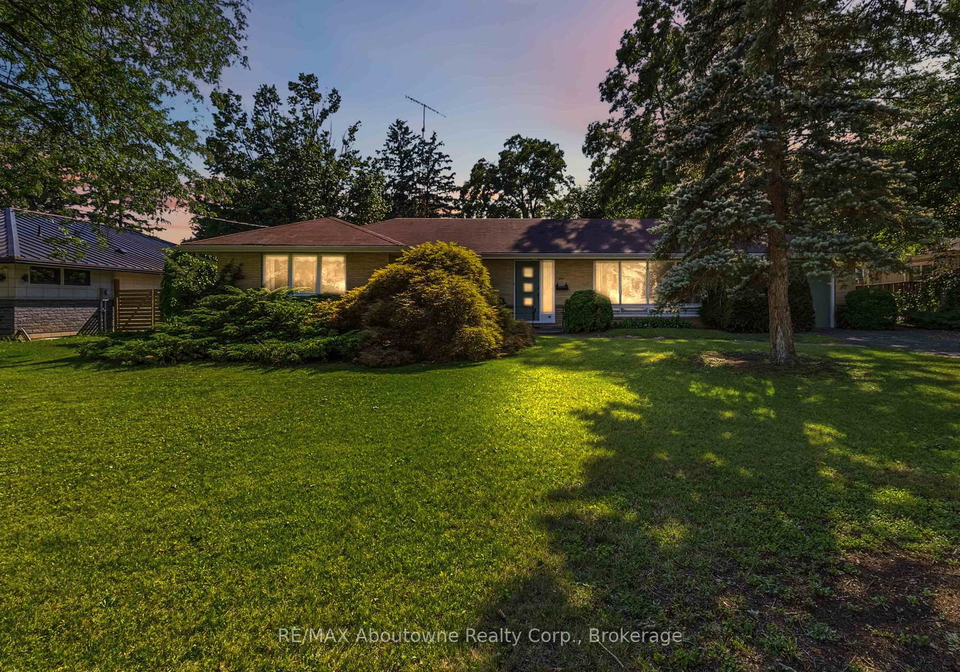 974-unsworth-avenue-burlington-ontario-w13646398
