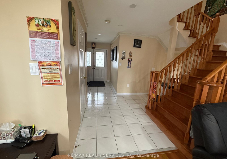 37-riverplace-crescent-brampton-ontario-w13646526