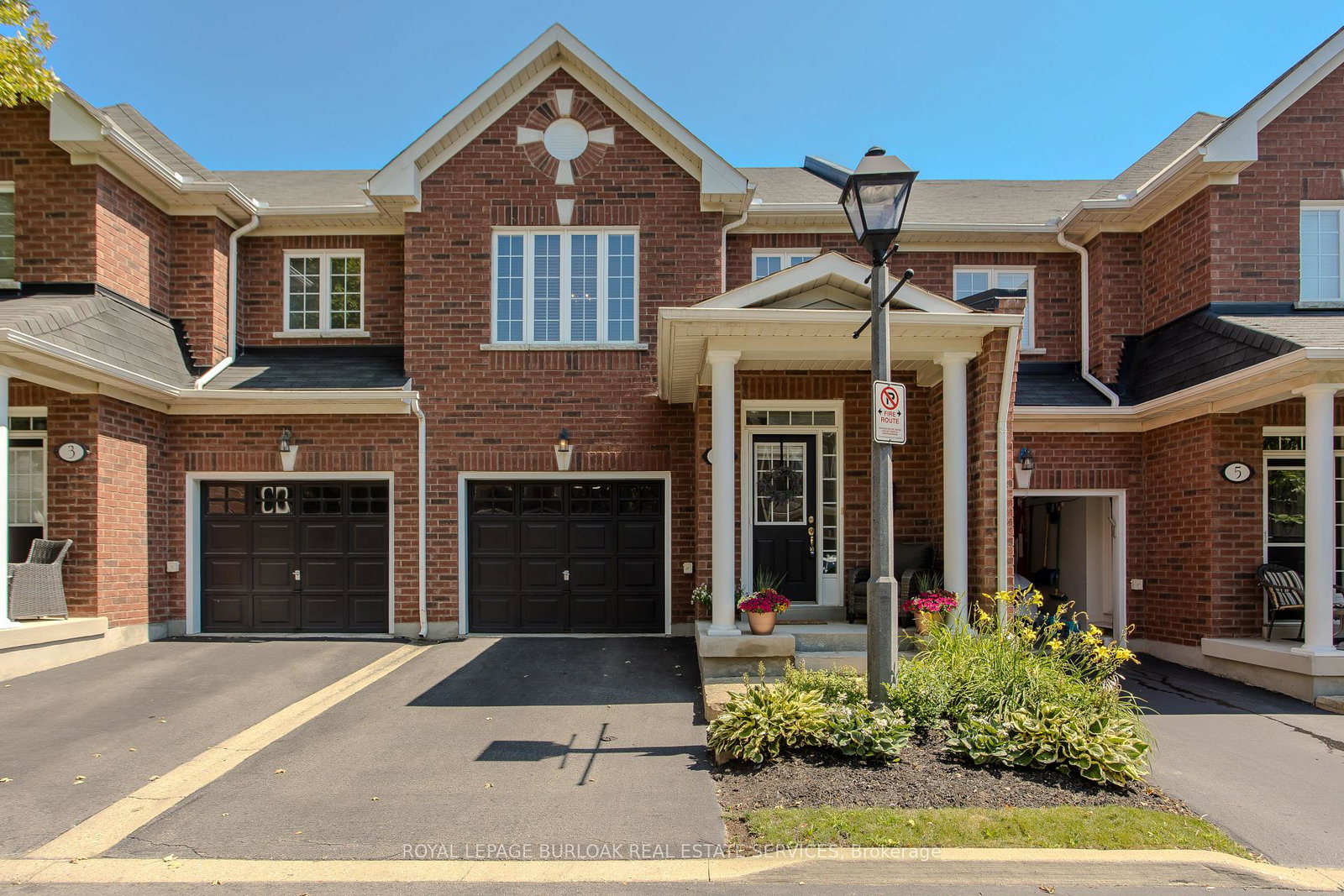 2410-woodward-avenue-burlington-ontario-w13646566