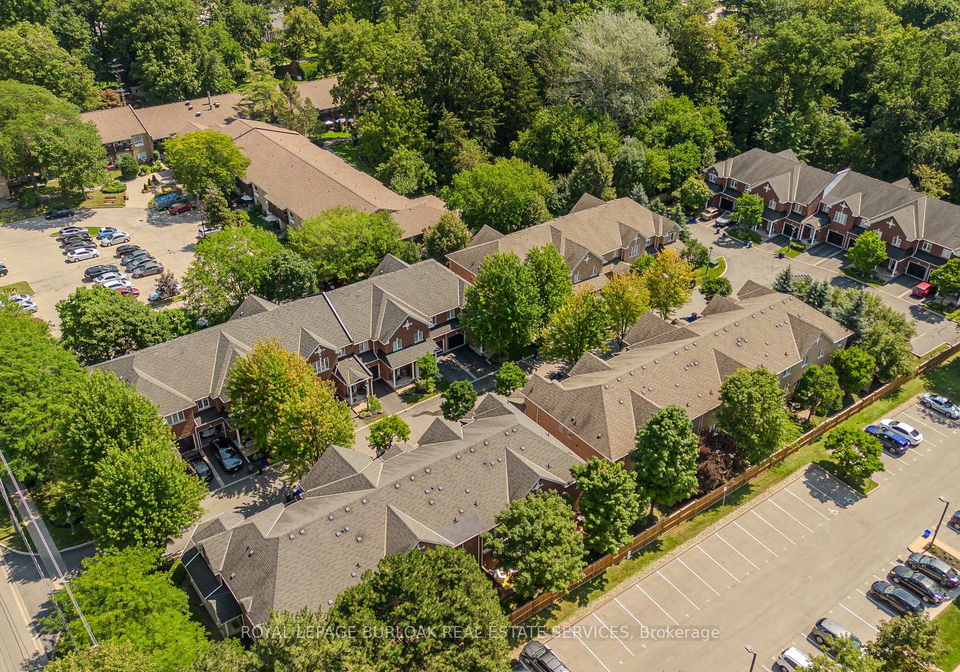 2410-woodward-avenue-burlington-ontario-w13646566