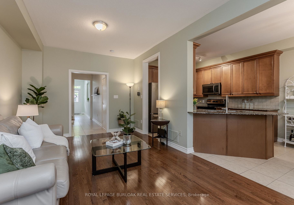 2410-woodward-avenue-burlington-ontario-w13646566