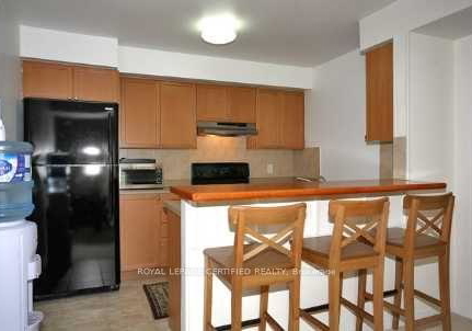 4975-southhampton-drive-mississauga-ontario-w13646616