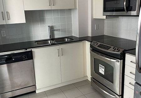 215-sherway-gardens-road-toronto-etobicoke-ontario-w13646750