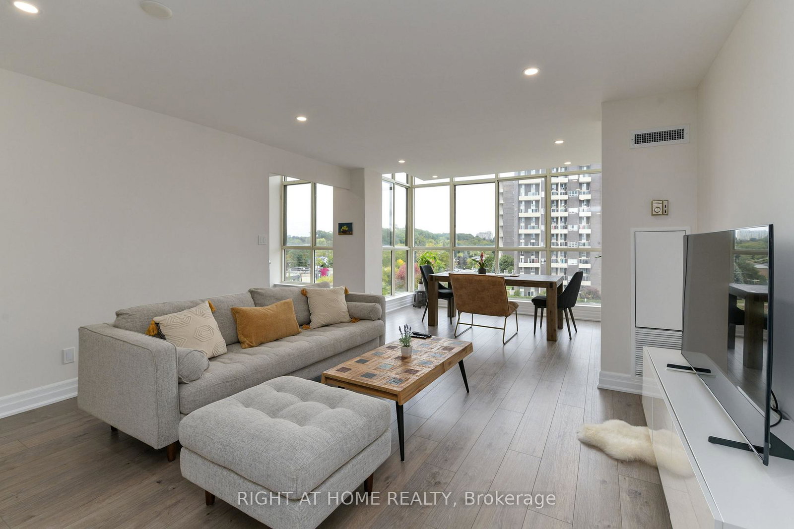 24-southport-street-toronto-toronto-ontario-w13646756