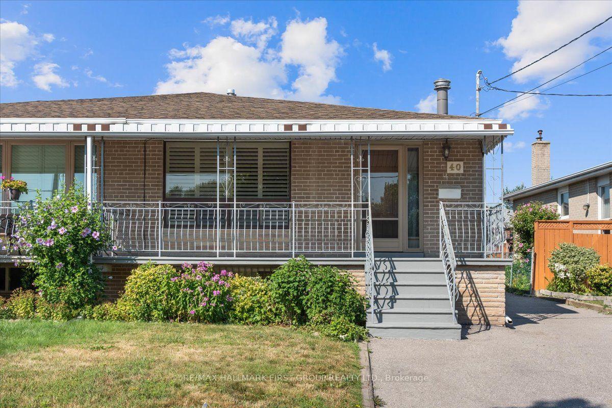 40-cherrylawn-avenue-toronto-york-ontario-w13646778