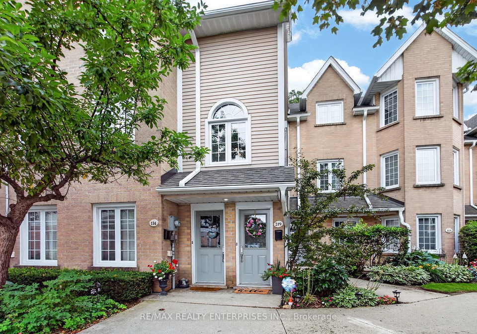 2110-cleaver-avenue-burlington-ontario-w13646824