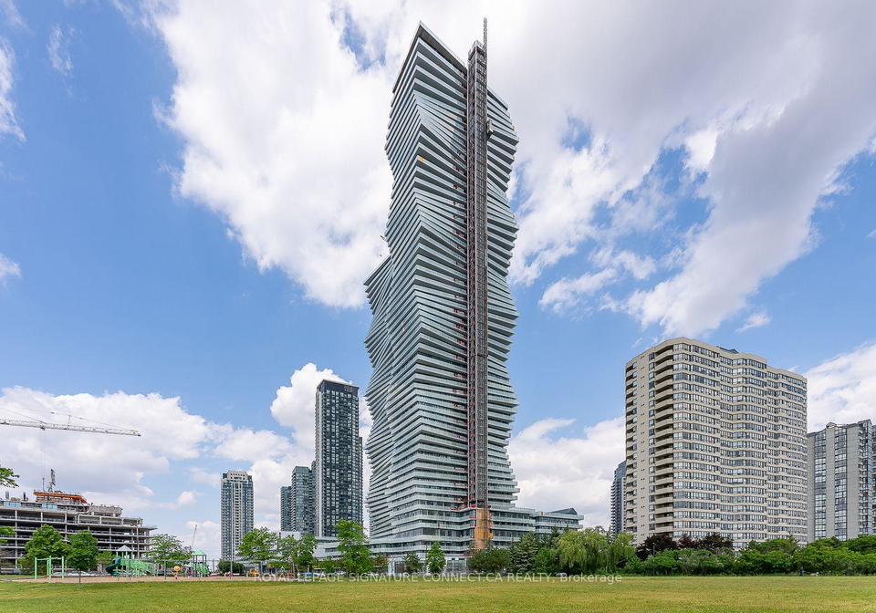 3900-confederation-parkway-mississauga-ontario-w13646876