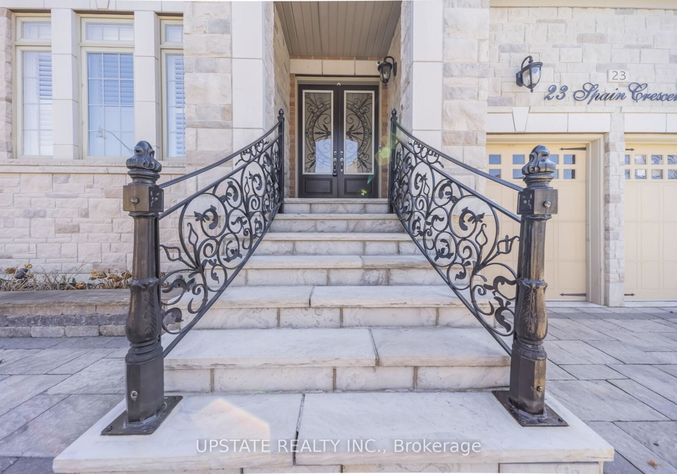 23-spain-crescent-brampton-ontario-w13646910