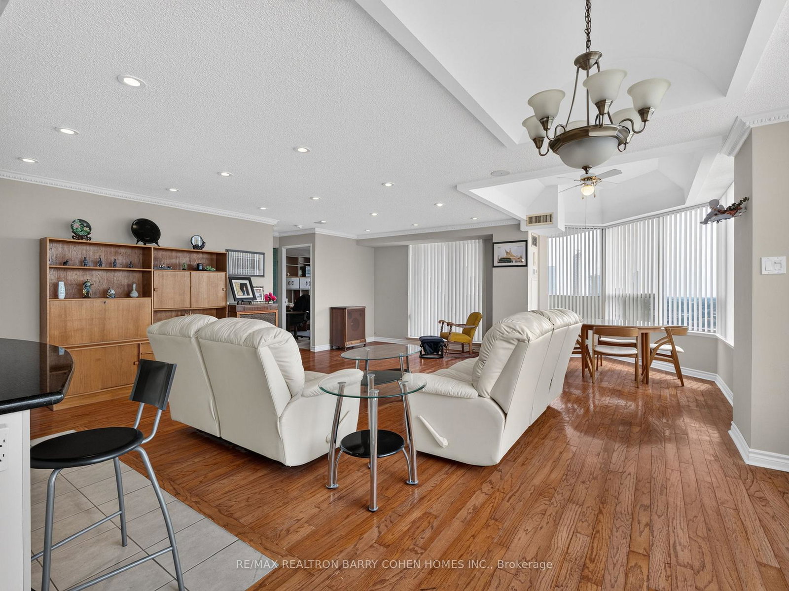 700-constellation-drive-mississauga-ontario-w13647016