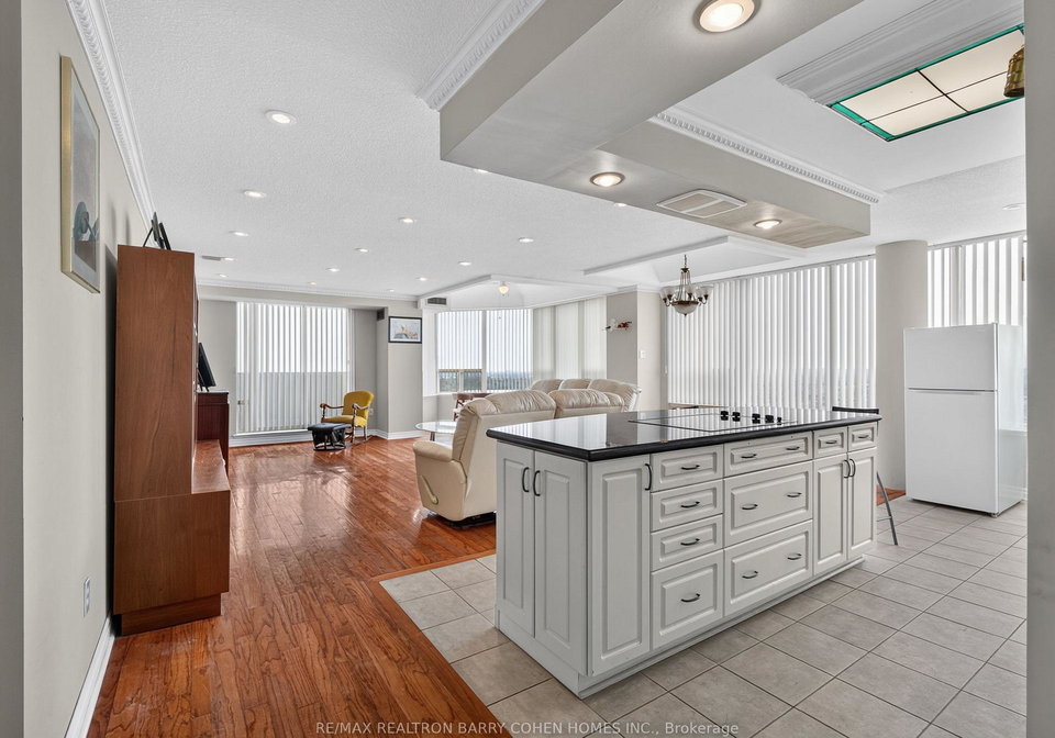700-constellation-drive-mississauga-ontario-w13647016
